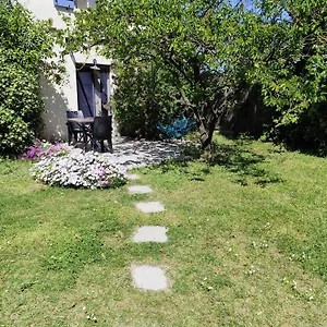 https://gite-de-charme.fr-provencehotel.com