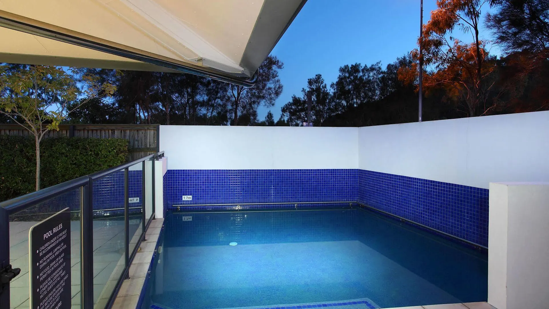 ****  Manly Marina Cove Motel Brisbane Australia